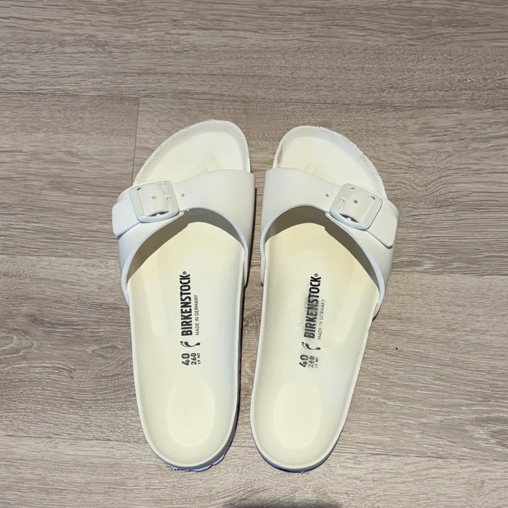 Birkenstock Women's Cream Sandals